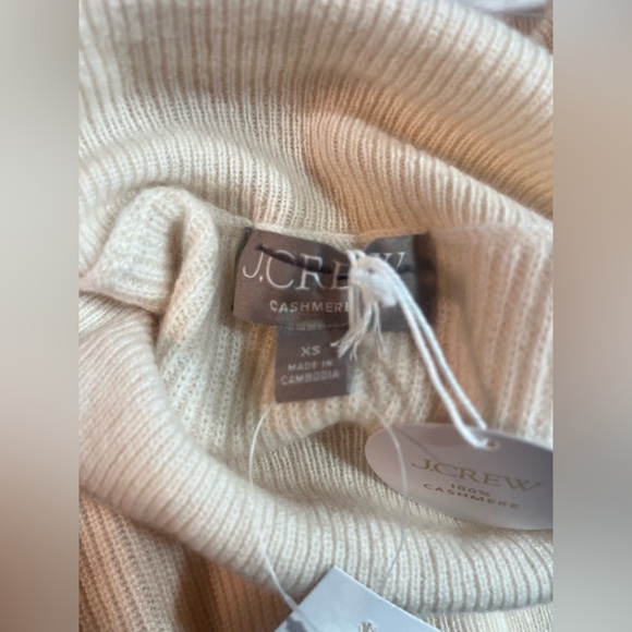 J.Crew Ribbed cashmere turtleneck sweater in heather muslin - Picture 7 of 8